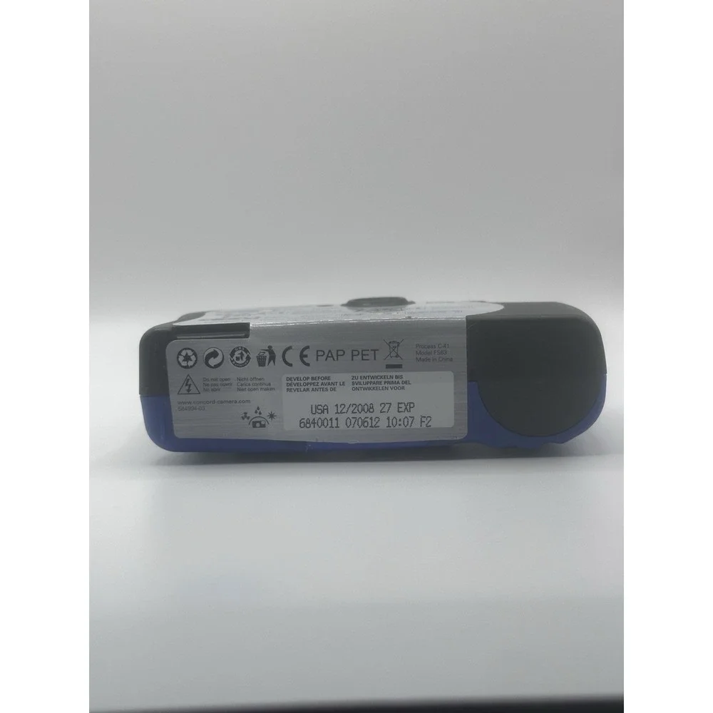 Polaroid Fun Shooter Flash 400 Disposable 35mm Camera For Parts/repair